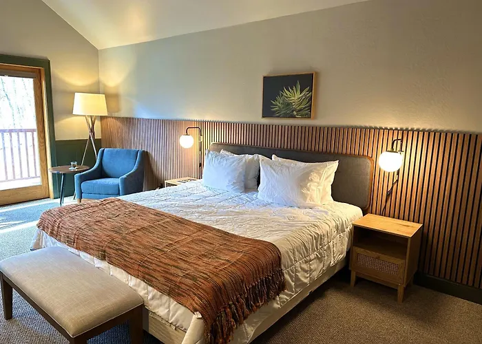 Minnewaska Lodge