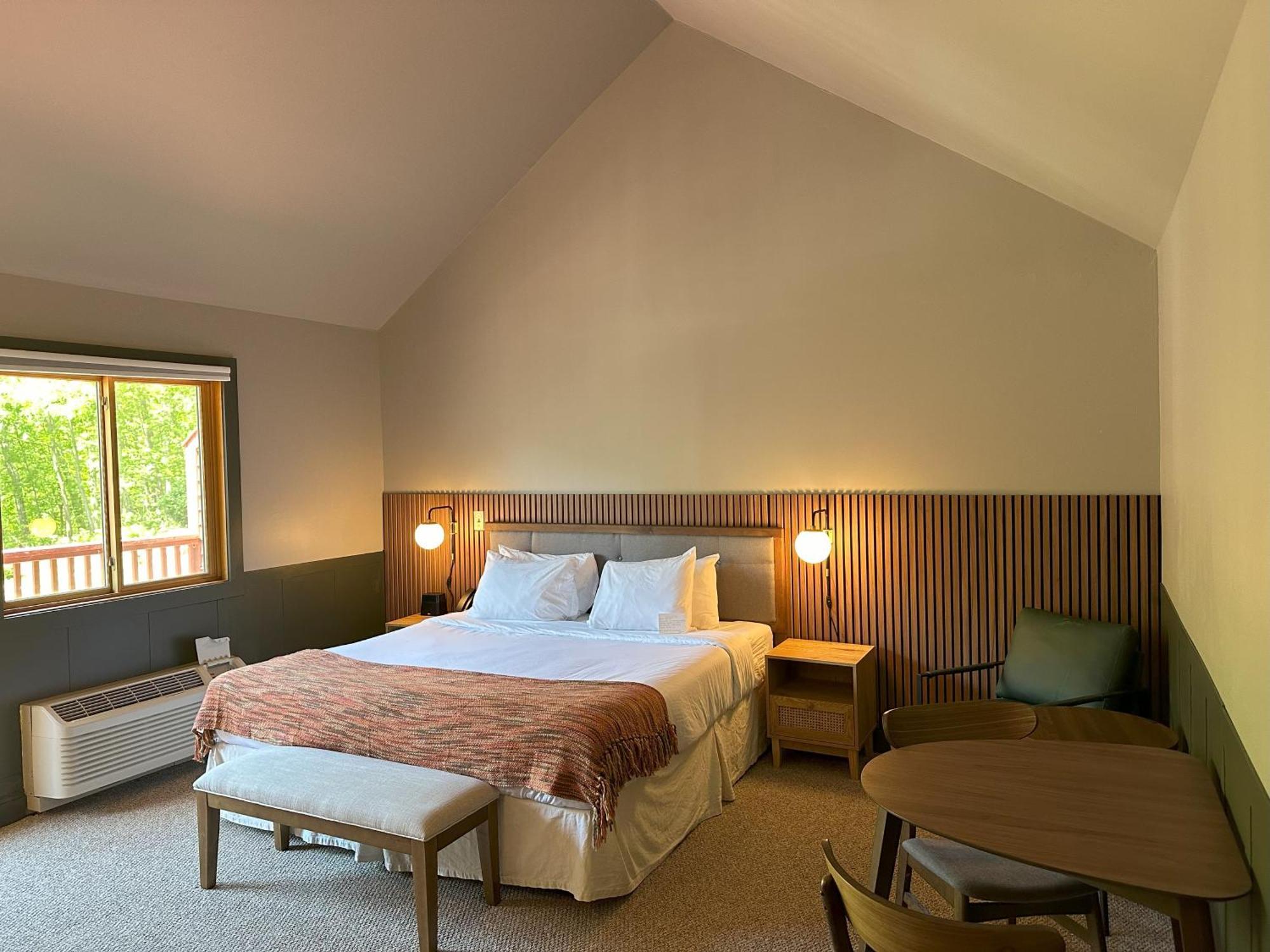 Lodge Minnewaska *