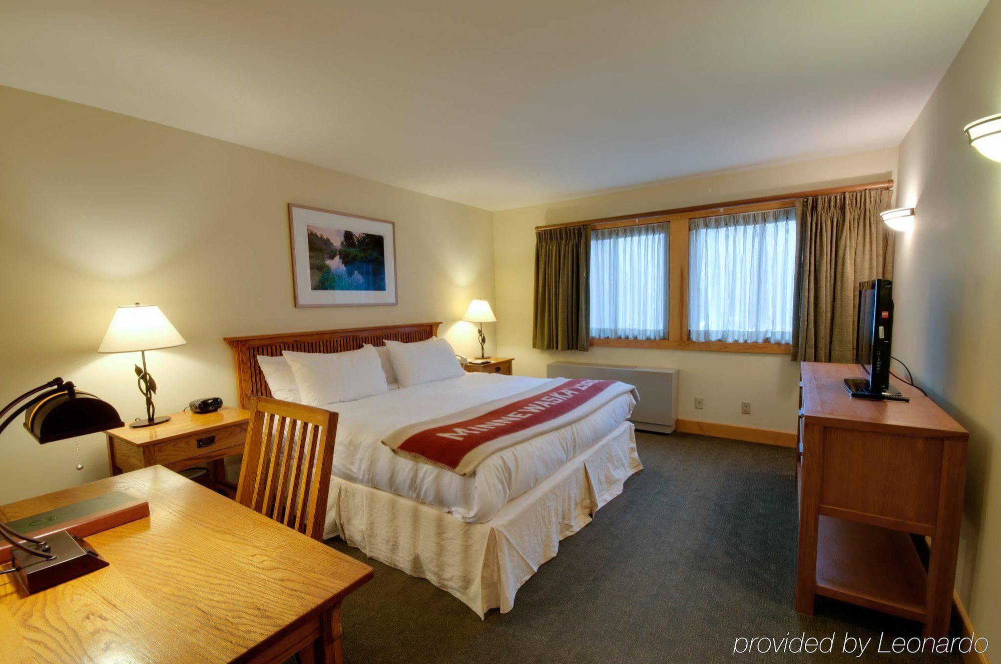 Lodge Minnewaska