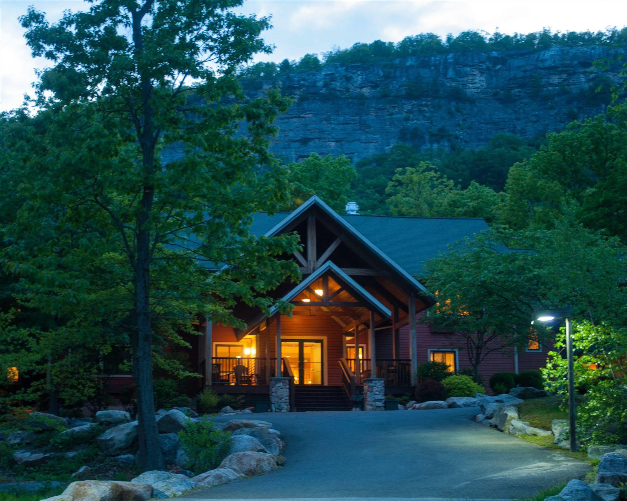 Minnewaska Lodge Gardiner
